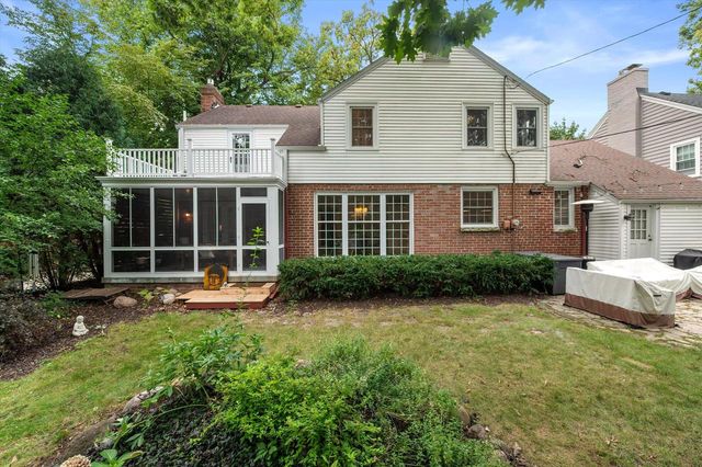 154 N 88th STREET, Wauwatosa, WI 53226