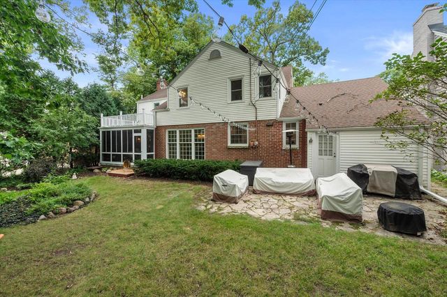 154 N 88th STREET, Wauwatosa, WI 53226