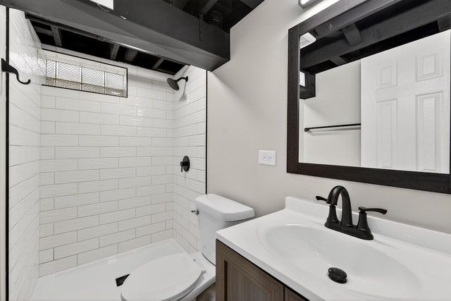 5275 N 57th STREET, Milwaukee, WI 53218