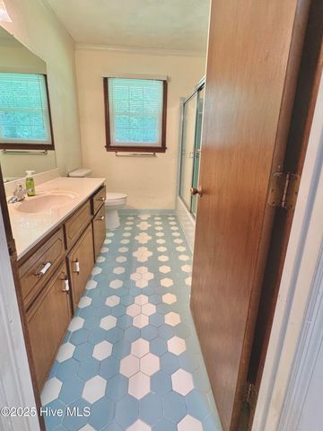1229 Woodington Road, Kinston, NC 28504