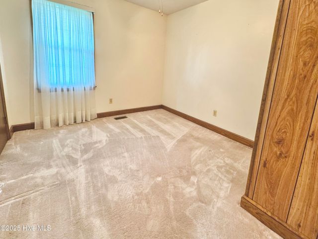 1229 Woodington Road, Kinston, NC 28504