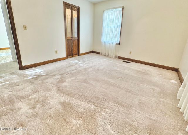 1229 Woodington Road, Kinston, NC 28504