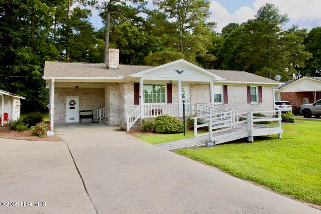 1229 Woodington Road, Kinston, NC 28504