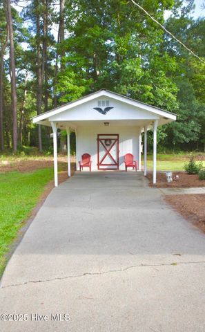 1229 Woodington Road, Kinston, NC 28504