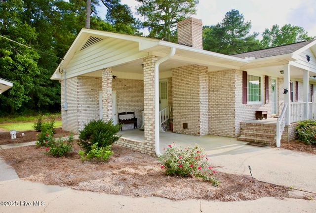 1229 Woodington Road, Kinston, NC 28504