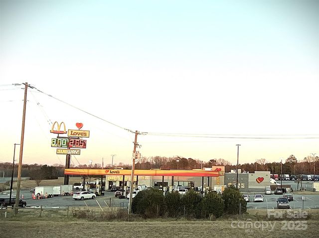 603 Tribal Road, Blacksburg, SC 29702