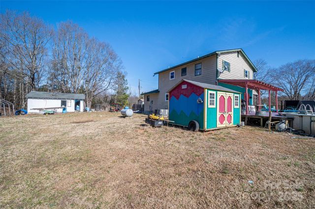 603 Tribal Road, Blacksburg, SC 29702