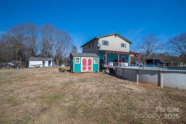 603 Tribal Road, Blacksburg, SC 29702