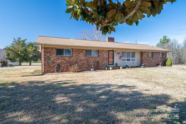 603 Tribal Road, Blacksburg, SC 29702