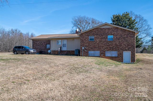 603 Tribal Road, Blacksburg, SC 29702