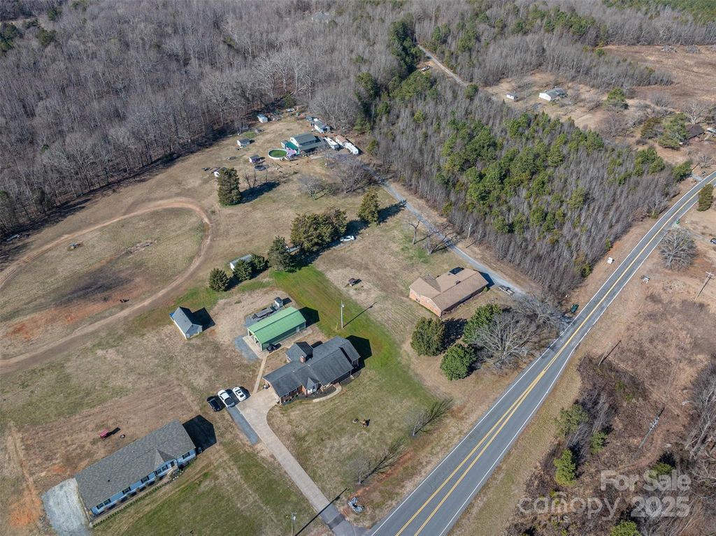 603 Tribal Road, Blacksburg, SC 29702