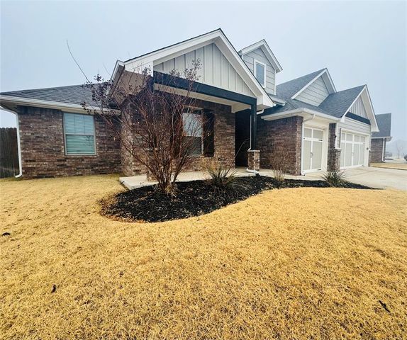 9137 NW 115th Terrace, Yukon, OK 73099