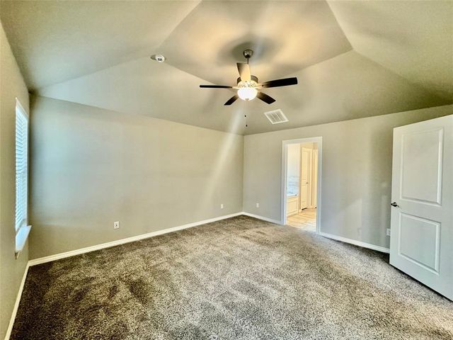 9137 NW 115th Terrace, Yukon, OK 73099