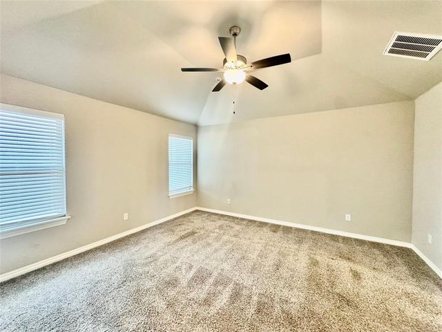 9137 NW 115th Terrace, Yukon, OK 73099