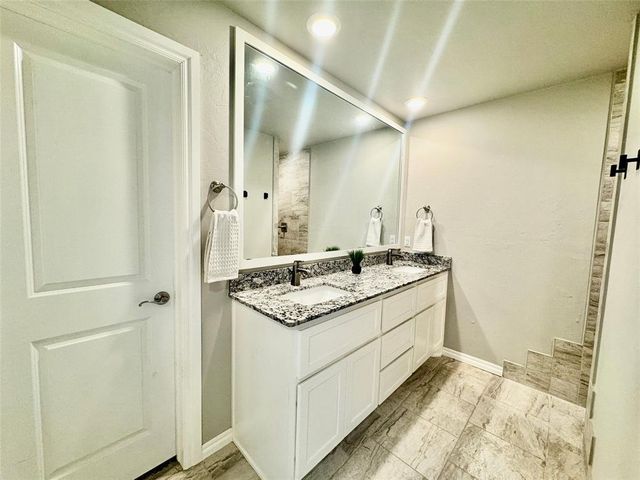 9137 NW 115th Terrace, Yukon, OK 73099