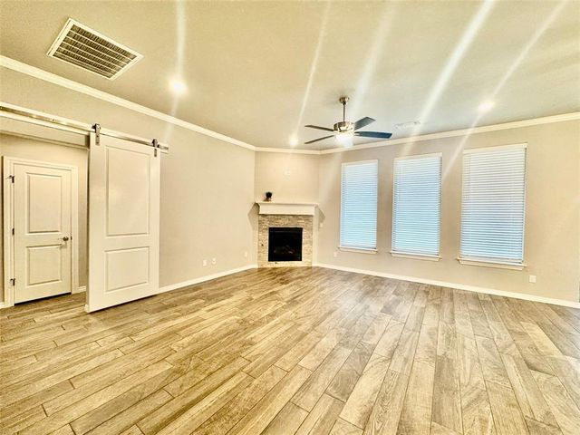 9137 NW 115th Terrace, Yukon, OK 73099