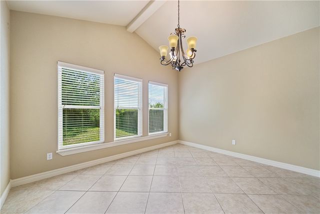 6 Virginia Hills Dr, Corpus Christi, TX 78414