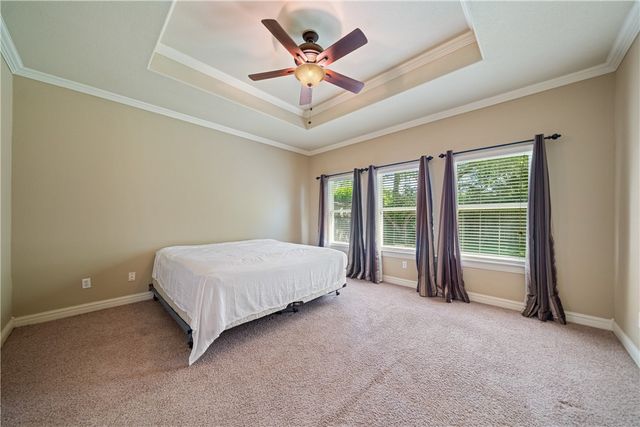 6 Virginia Hills Dr, Corpus Christi, TX 78414