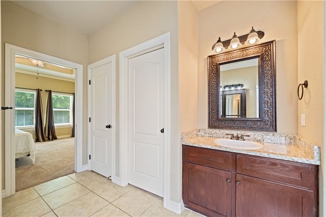 6 Virginia Hills Dr, Corpus Christi, TX 78414