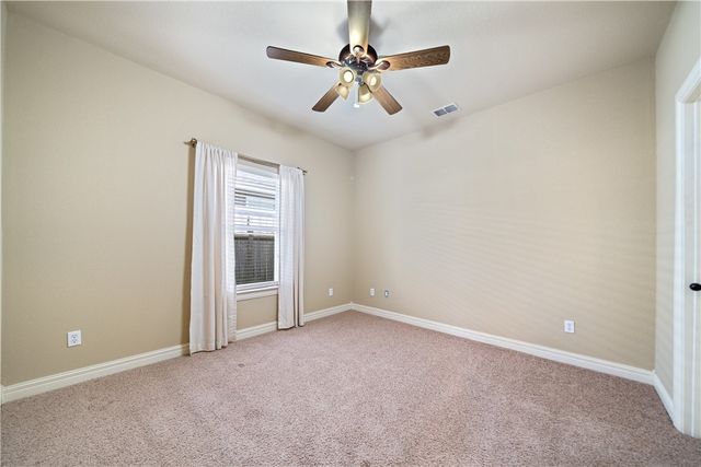 6 Virginia Hills Dr, Corpus Christi, TX 78414