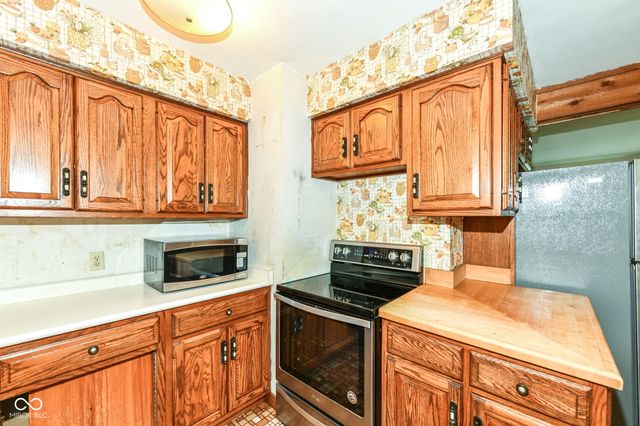 1625 E 110th Street, Carmel, IN 46280