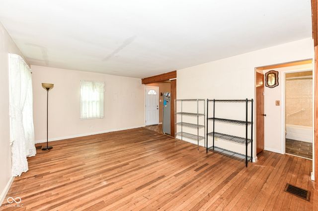 1625 E 110th Street, Carmel, IN 46280