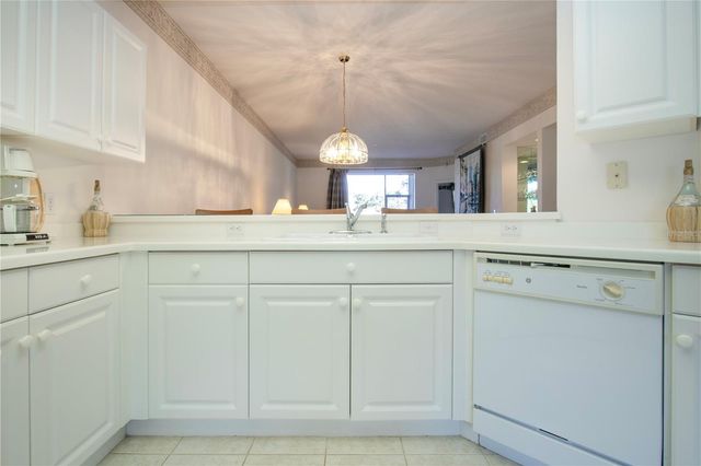 5300 HYLAND HILLS AVENUE U2016, Sarasota, FL 34241