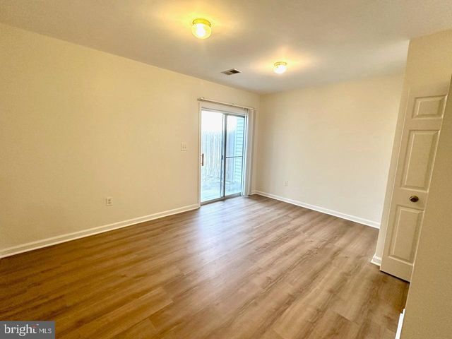 898 BAYRIDGE DR, Gaithersburg, MD 20878