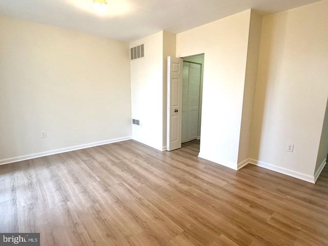 898 BAYRIDGE DR, Gaithersburg, MD 20878