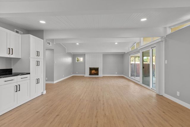 2629 La Loma Dr, Rancho Cordova, CA 95670