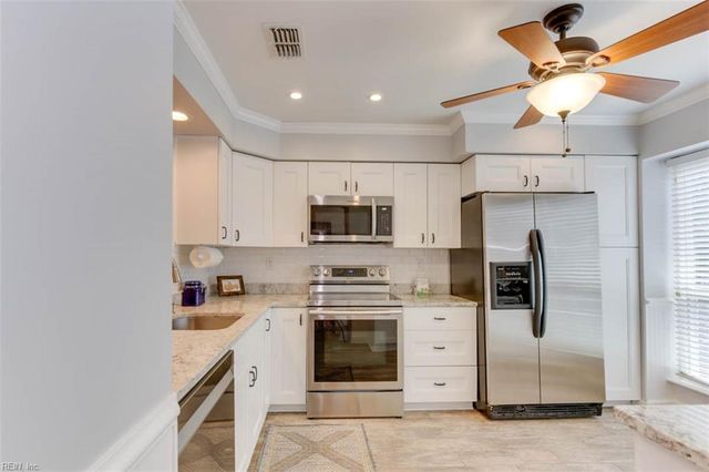 2715 Windship PT, Virginia Beach, VA 23454
