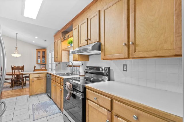 543 Mary Lou Ave., Murrells Inlet, SC 29576