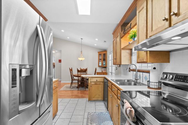 543 Mary Lou Ave., Murrells Inlet, SC 29576