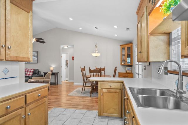 543 Mary Lou Ave., Murrells Inlet, SC 29576