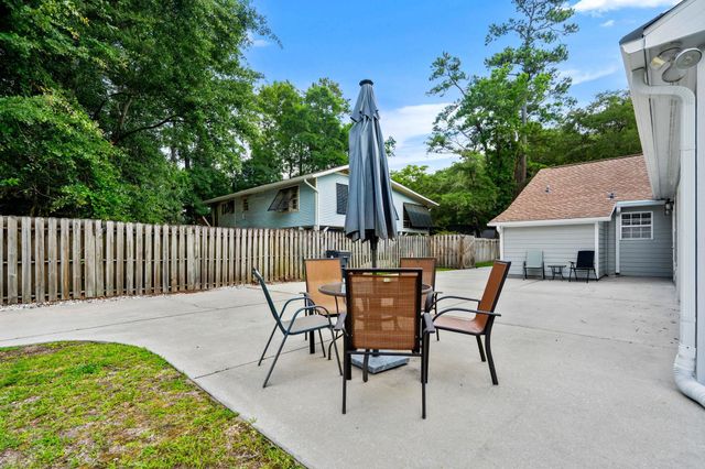 543 Mary Lou Ave., Murrells Inlet, SC 29576