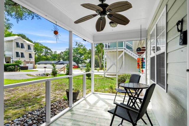543 Mary Lou Ave., Murrells Inlet, SC 29576