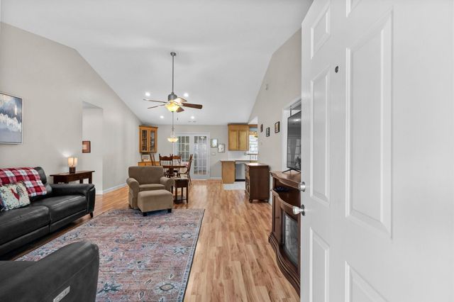 543 Mary Lou Ave., Murrells Inlet, SC 29576