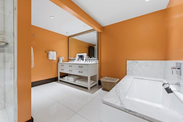 2275 S Ocean Boulevard 207n, Palm Beach, FL 33480