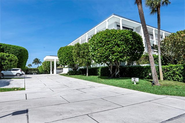 2275 S Ocean Boulevard 207n, Palm Beach, FL 33480
