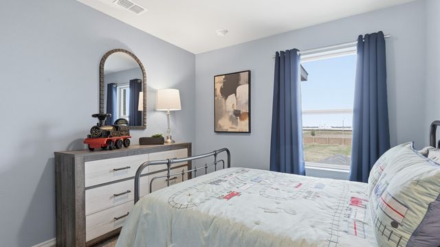 1124 BELHAVEN Street, Granbury, TX 76048
