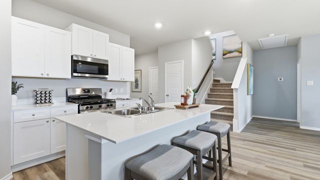 1124 BELHAVEN Street, Granbury, TX 76048