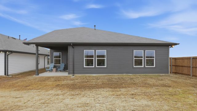 1124 BELHAVEN Street, Granbury, TX 76048