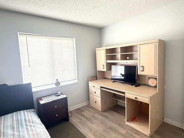 406 Lakeside Drive 208, Margate, FL 33063