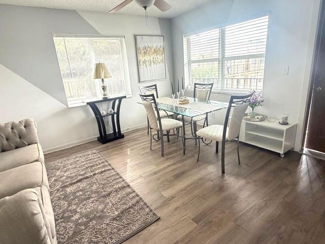 406 Lakeside Drive 208, Margate, FL 33063