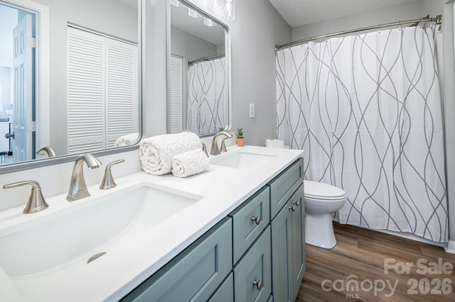 2141 Preakness Court, Charlotte, NC 28273