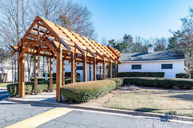 2141 Preakness Court, Charlotte, NC 28273