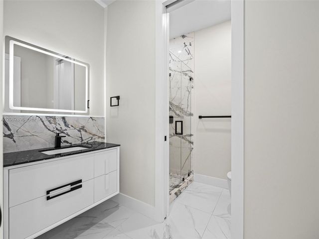 4028 SW 9th Terrace 2, Miami, FL 33134