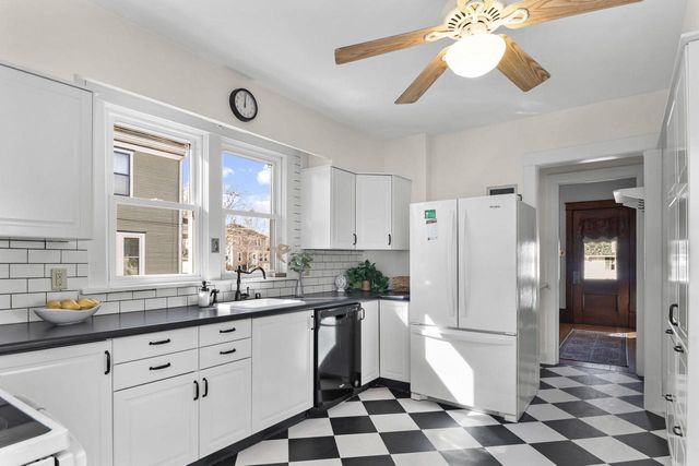 817 W Jefferson Street, Stoughton, WI 53589