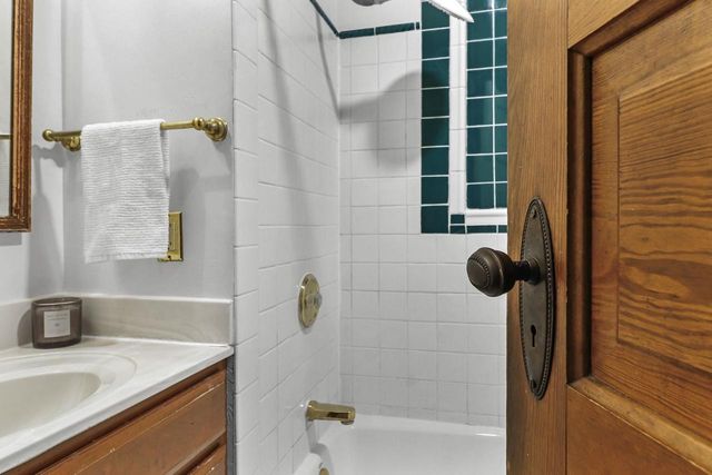 817 W Jefferson Street, Stoughton, WI 53589