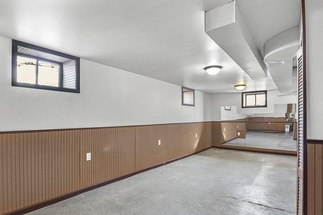 817 W Jefferson Street, Stoughton, WI 53589